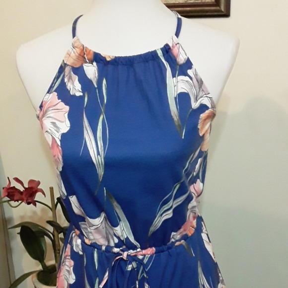 MinkPink Shorts Romper - Picture 2 of 8